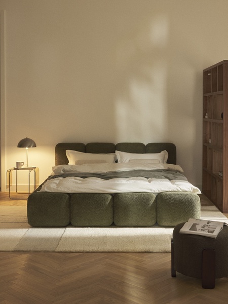 upholstered bed, platform bed, modern bed, king bed, bedroom furniture, brand awareness, lifestyle, calm, luxurious, neutral, brown